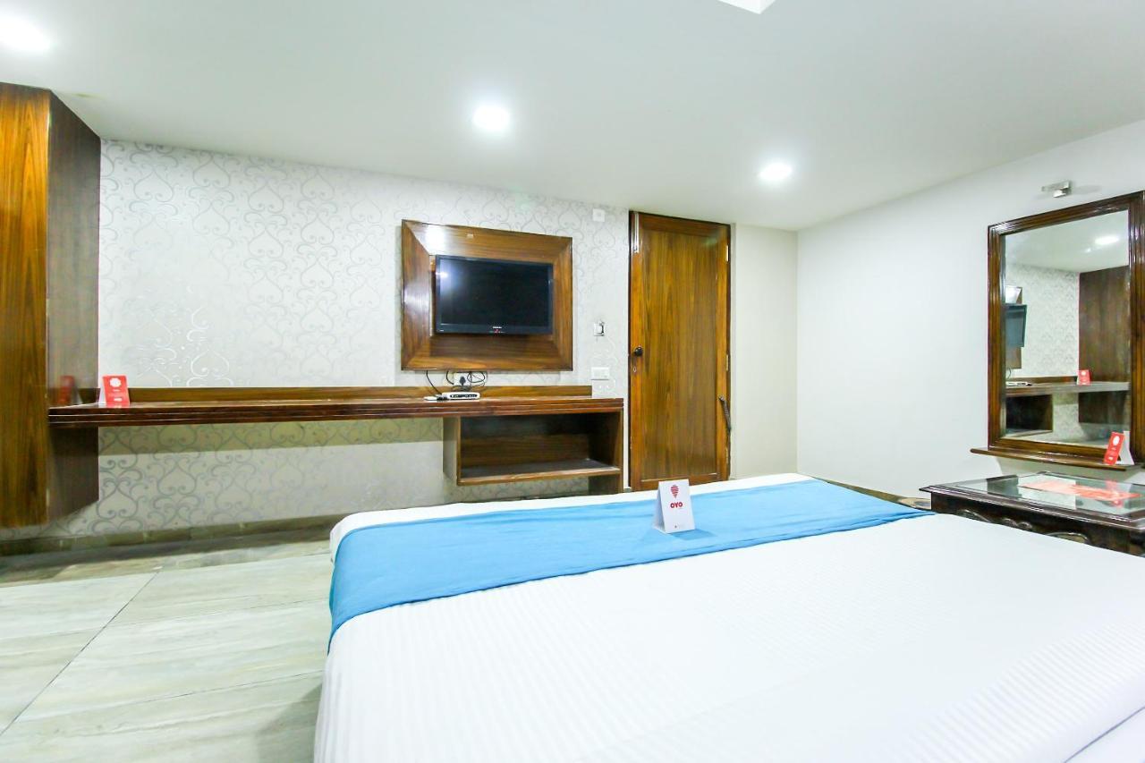 Hotel Seven Ahmedabad Exterior foto