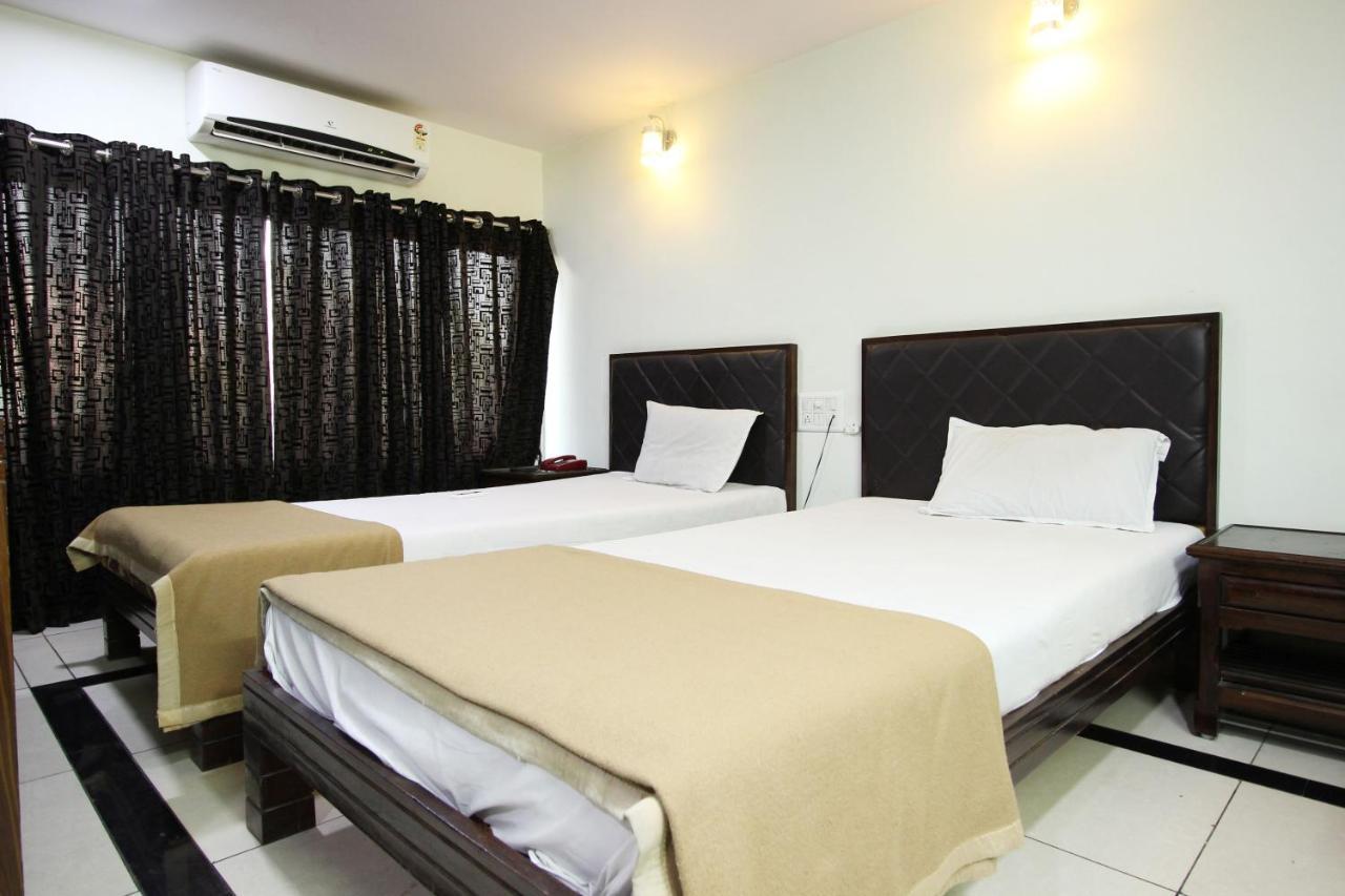Hotel Seven Ahmedabad Exterior foto