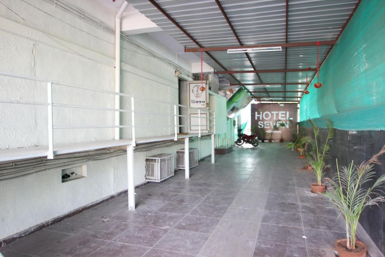 Hotel Seven Ahmedabad Exterior foto