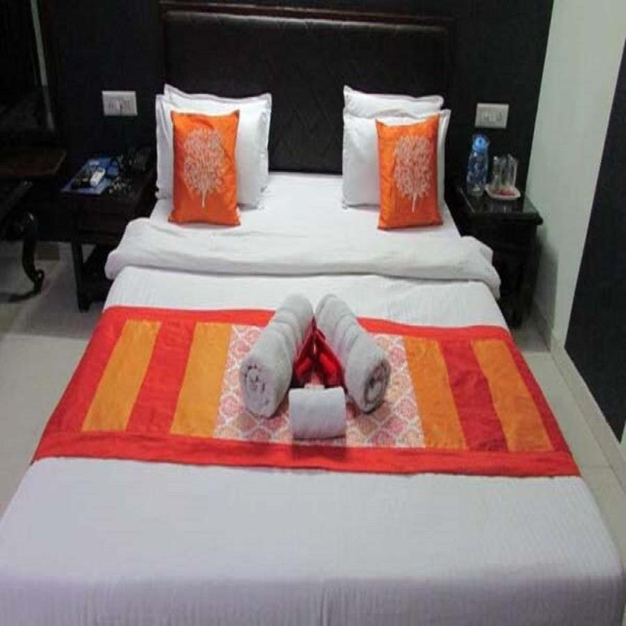 Hotel Seven Ahmedabad Exterior foto